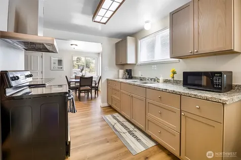 9201 36 Avenue S Seattle WA 98118