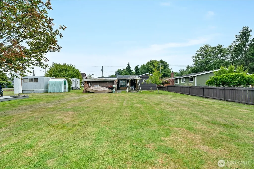 912 3rd Street Hoquiam WA 98550