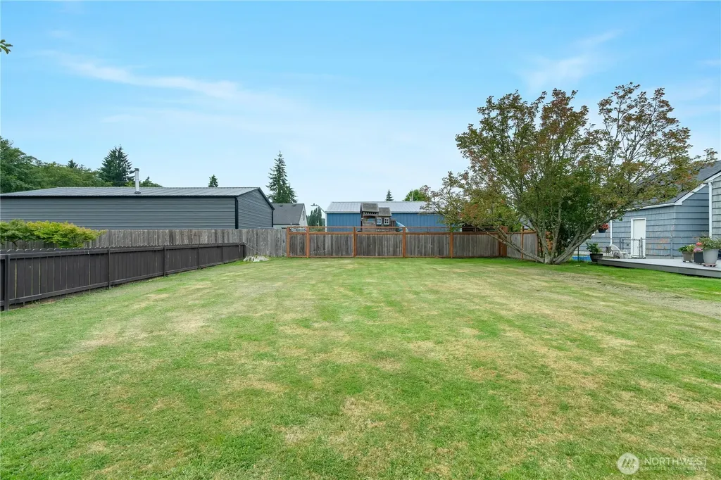 912 3rd Street Hoquiam WA 98550
