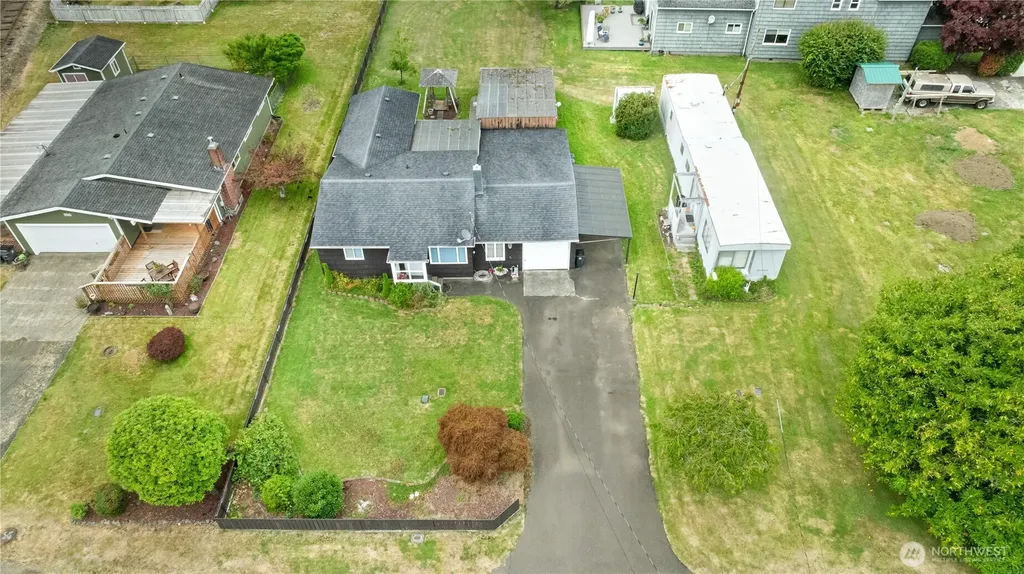 912 3rd Street Hoquiam WA 98550