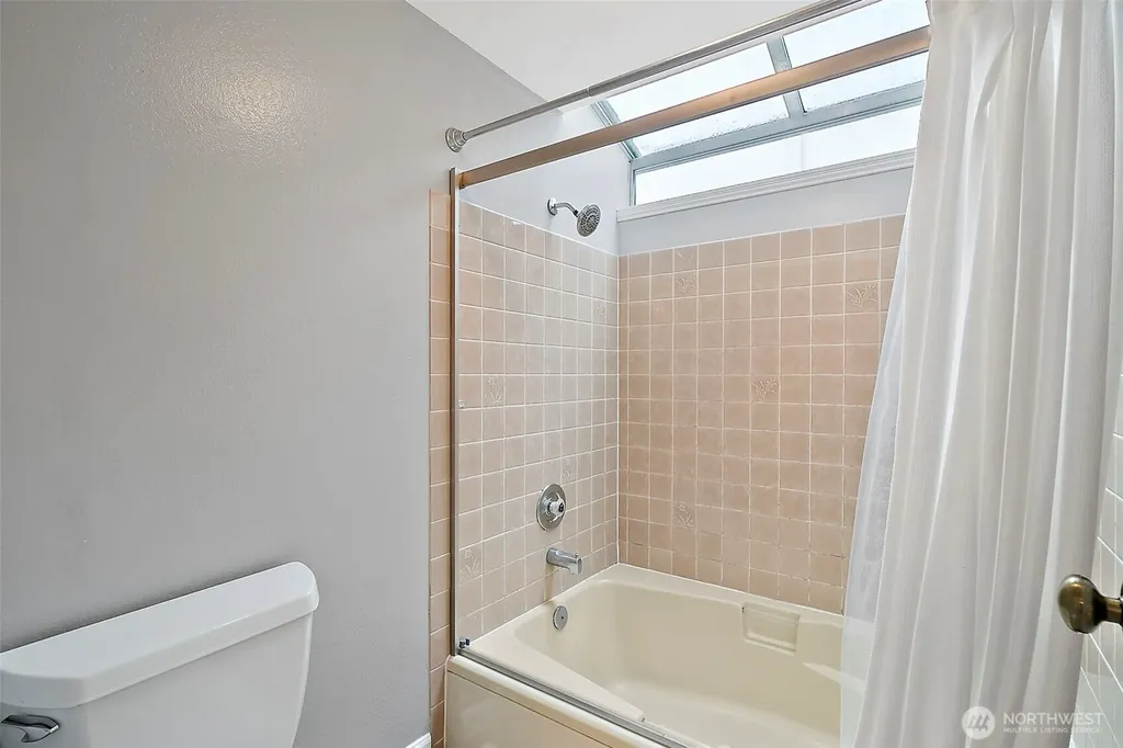 21430 SE 293rd Street Kent WA 98042