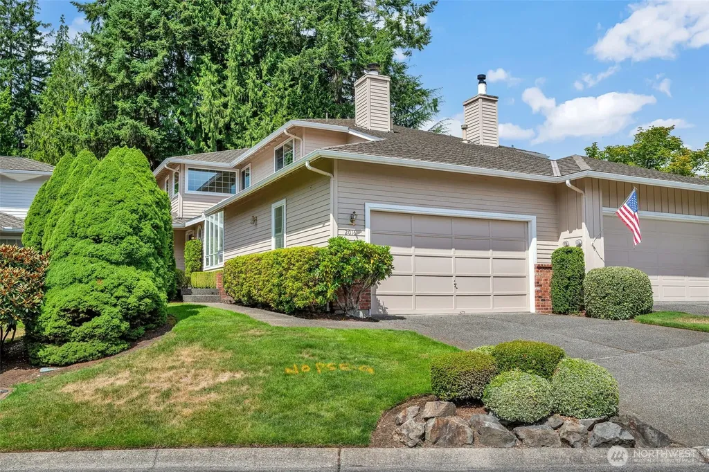 2016 Mill Pointe Drive SE Mill Creek WA 98012
