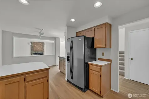 2016 Mill Pointe Drive SE Mill Creek WA 98012