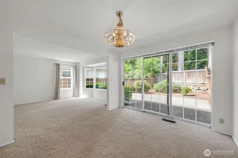 2016 Mill Pointe Drive SE Mill Creek WA 98012