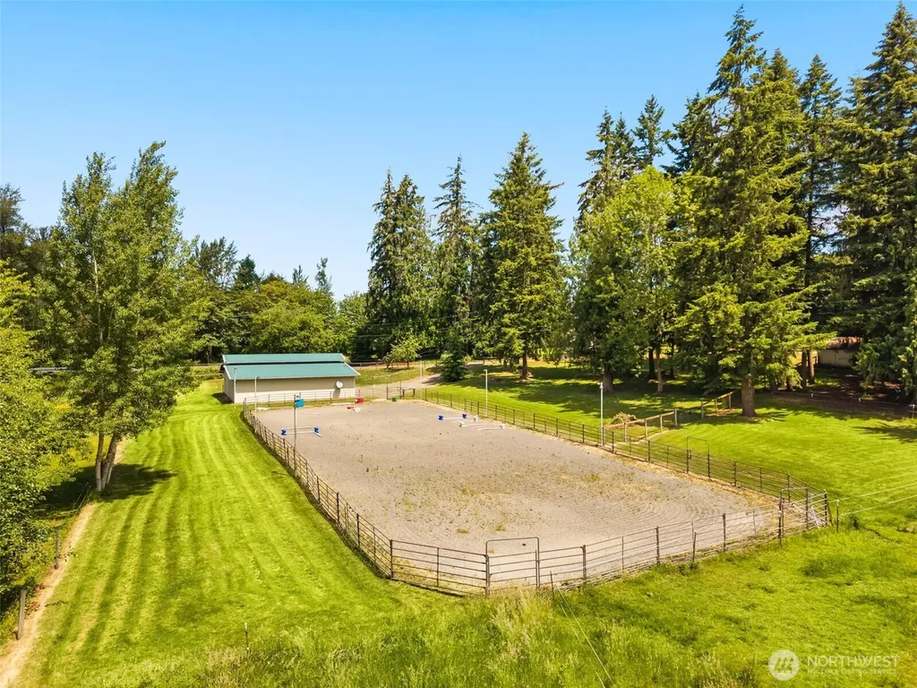 41604 218th Ave SE Enumclaw WA 98022