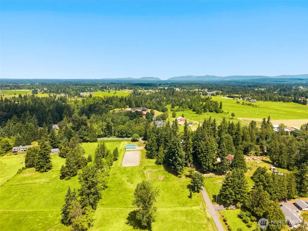 41604 218th Ave SE Enumclaw WA 98022