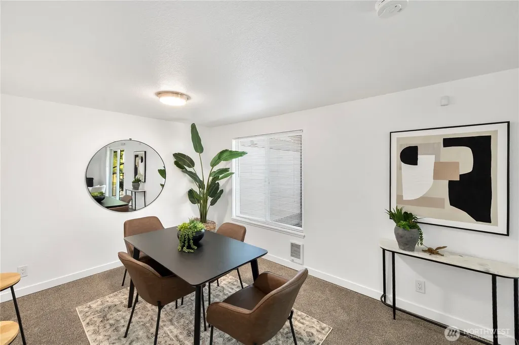 11444 SE 257th Place Kent WA 98030