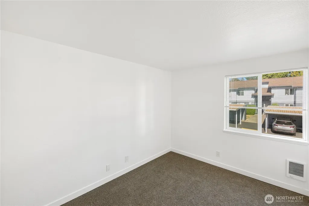 11444 SE 257th Place Kent WA 98030