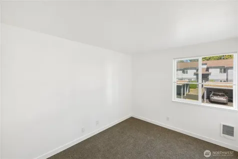 11444 SE 257th Place Kent WA 98030