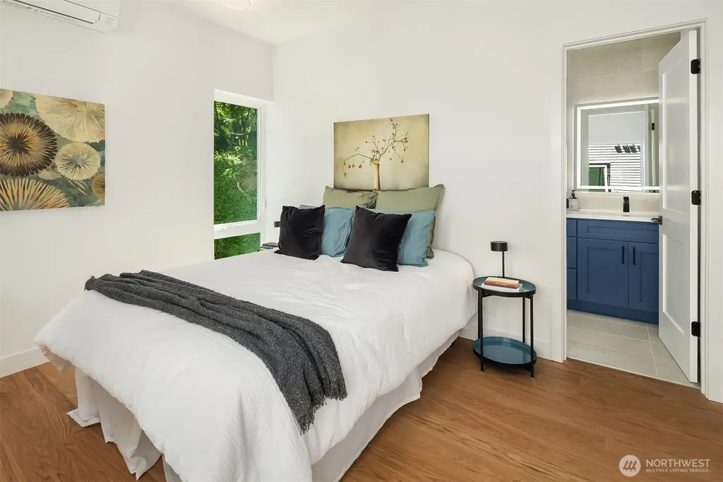 532 W Barrett Street Seattle WA 98119