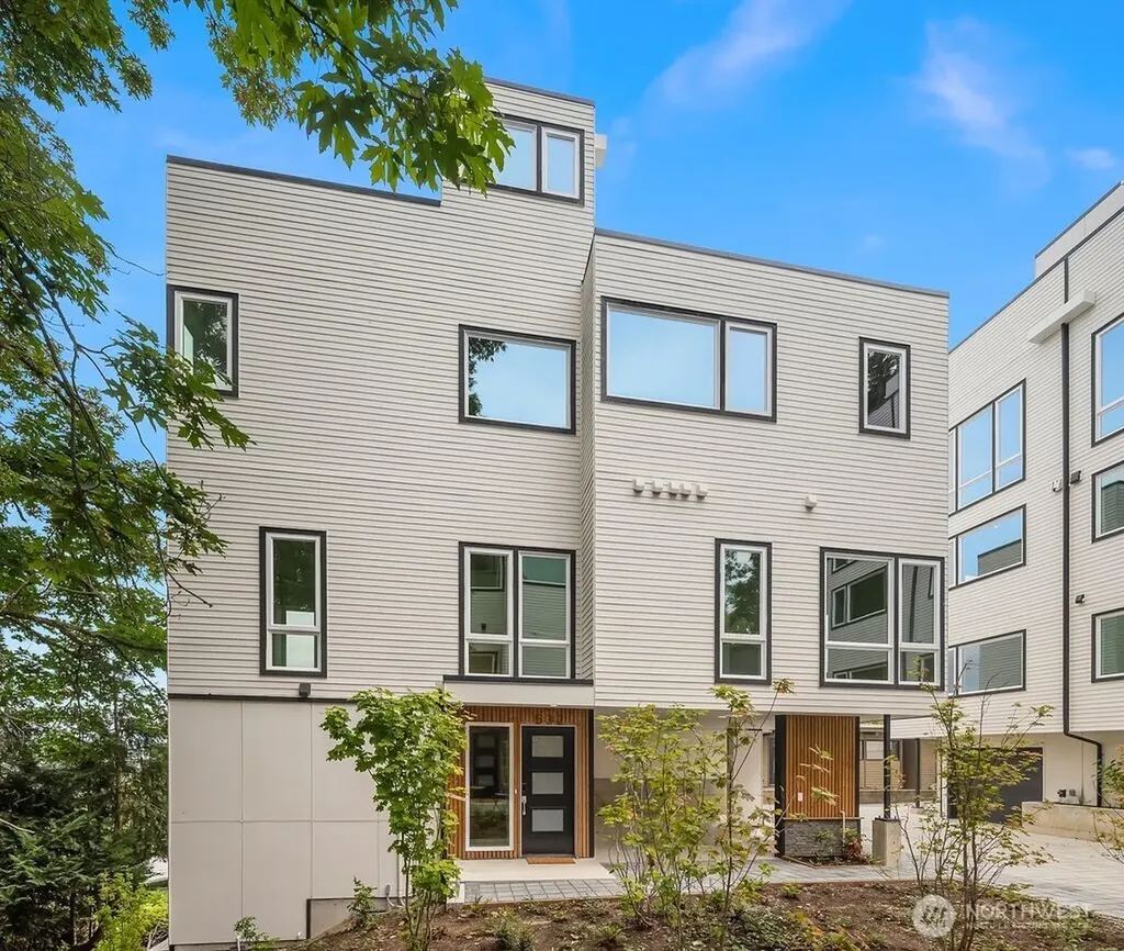 532 W Barrett Street Seattle WA 98119