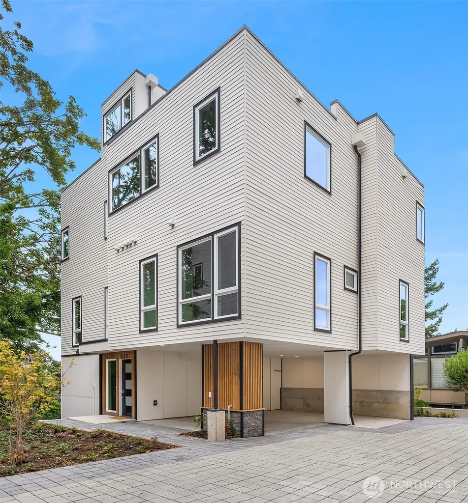 532 W Barrett Street Seattle WA 98119