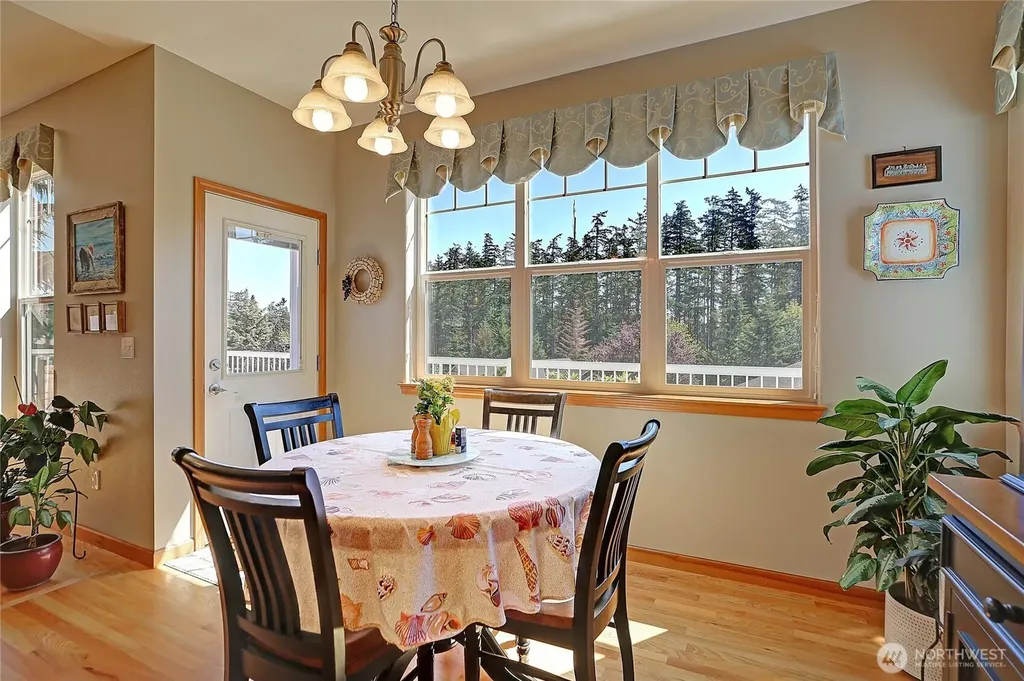 28 Zurich Court Camano Island WA 98282