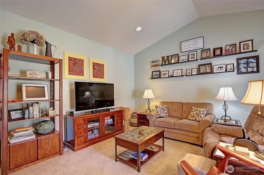28 Zurich Court Camano Island WA 98282