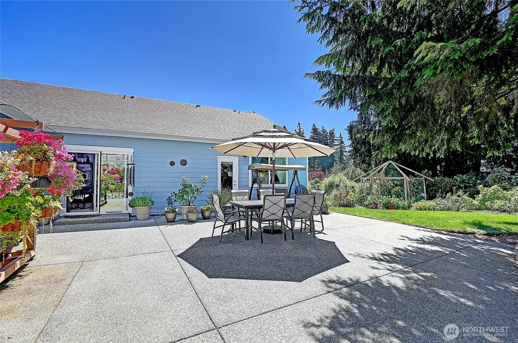28 Zurich Court Camano Island WA 98282