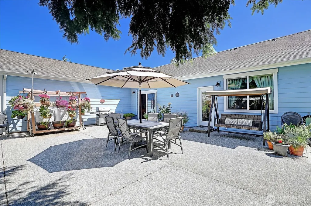 28 Zurich Court Camano Island WA 98282