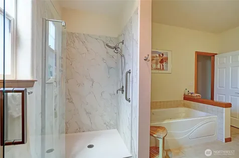 28 Zurich Court Camano Island WA 98282
