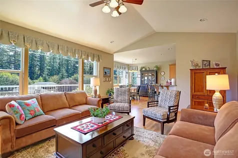 28 Zurich Court Camano Island WA 98282
