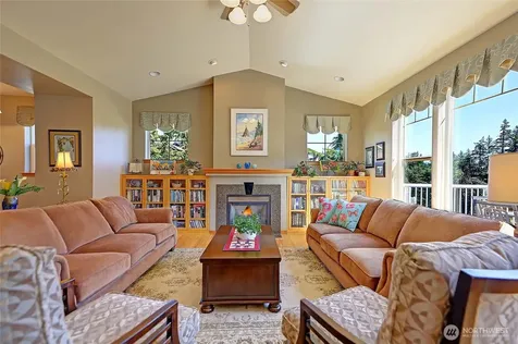 28 Zurich Court Camano Island WA 98282