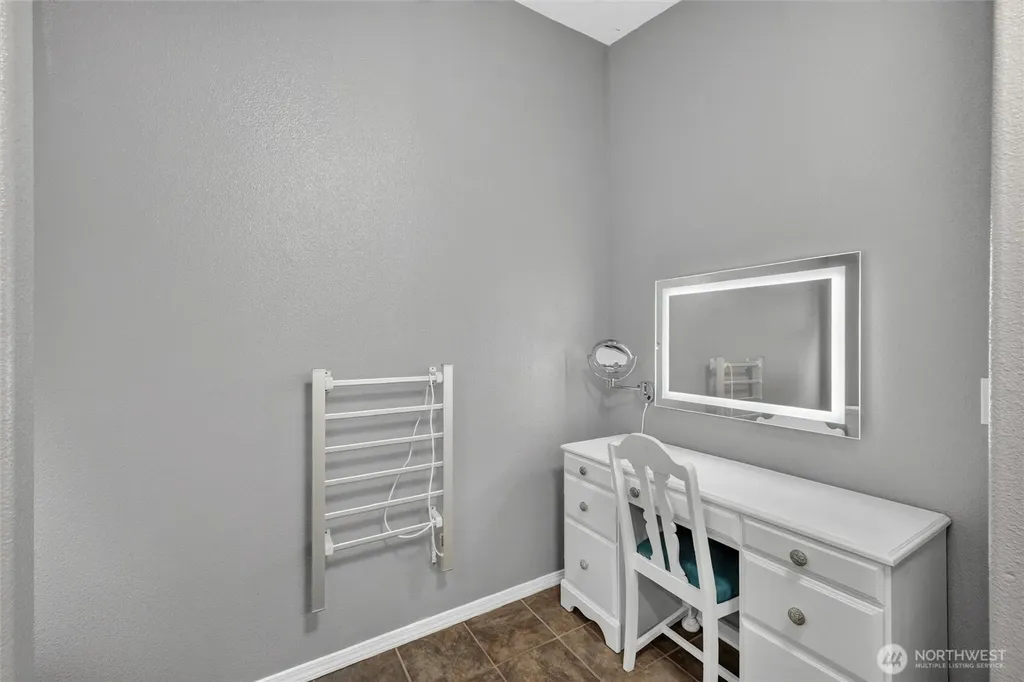 608 Alger Ccc Road Sedro Woolley WA 98284