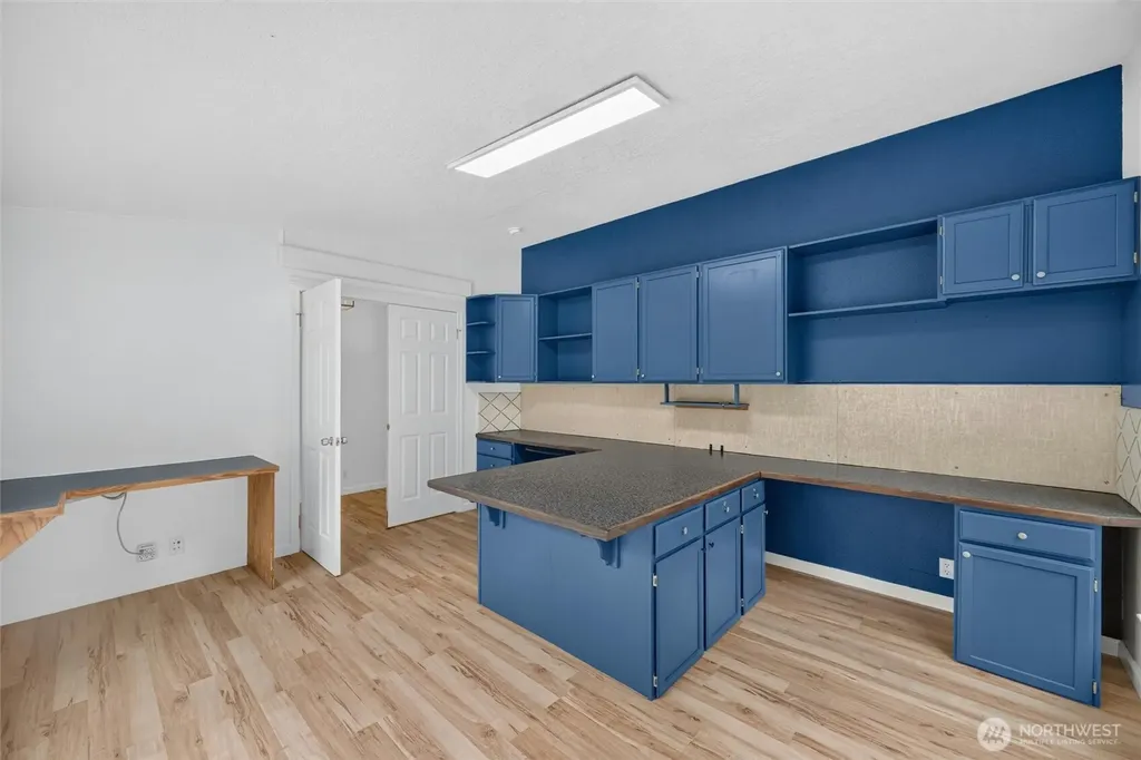 608 Alger Ccc Road Sedro Woolley WA 98284