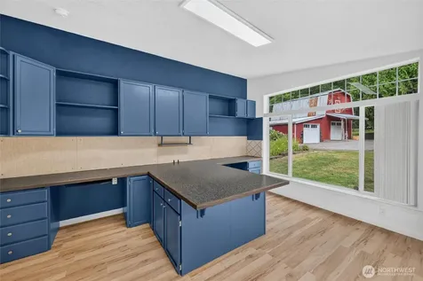 608 Alger Ccc Road Sedro Woolley WA 98284