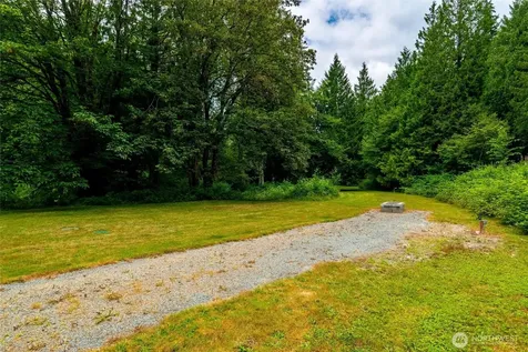 608 Alger Ccc Road Sedro Woolley WA 98284