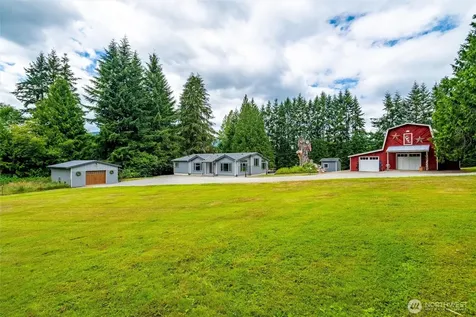608 Alger Ccc Road Sedro Woolley WA 98284