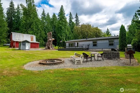 608 Alger Ccc Road Sedro Woolley WA 98284