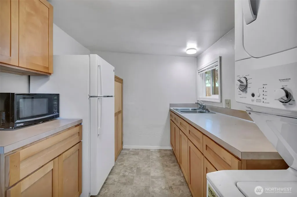 6201 44th Avenue E Tacoma WA 98443