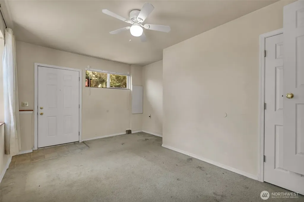 6201 44th Avenue E Tacoma WA 98443