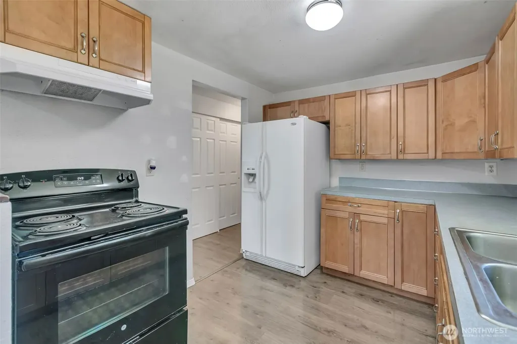 6201 44th Avenue E Tacoma WA 98443