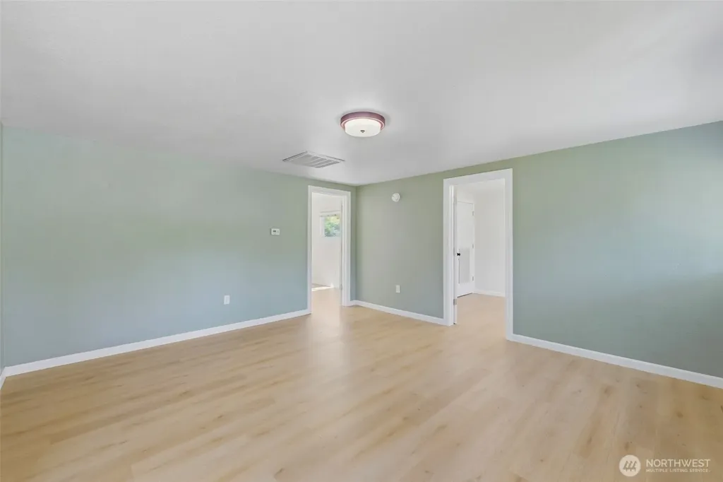 11418 Jovita Boulevard E Edgewood WA 98372