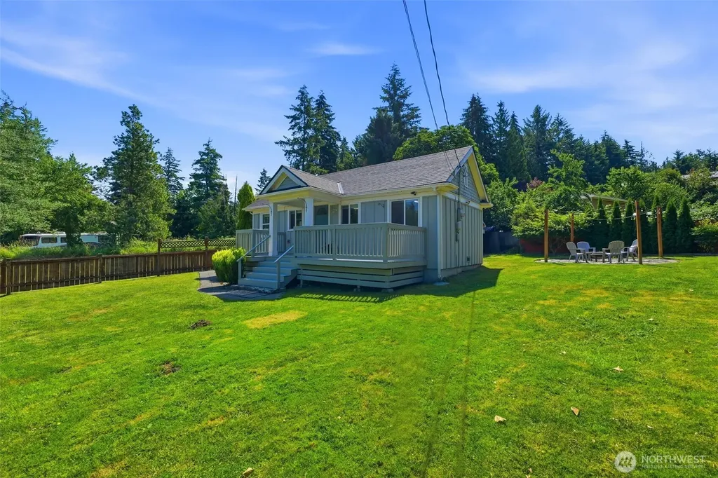 11418 Jovita Boulevard E Edgewood WA 98372
