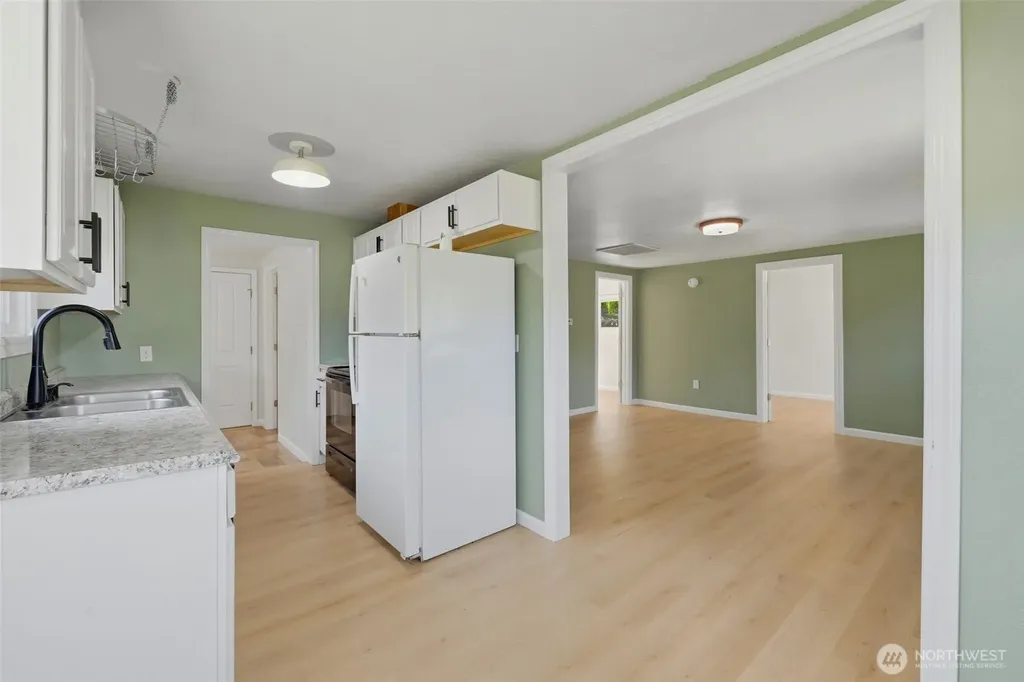 11418 Jovita Boulevard E Edgewood WA 98372