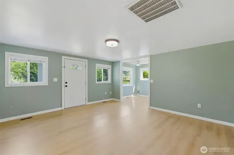 11418 Jovita Boulevard E Edgewood WA 98372