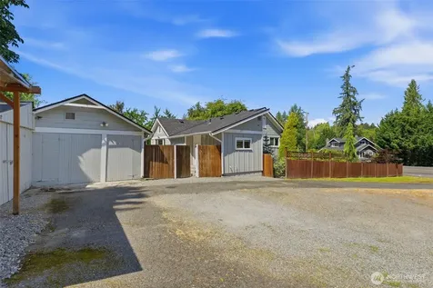 11418 Jovita Boulevard E Edgewood WA 98372