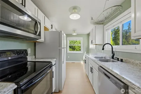 11418 Jovita Boulevard E Edgewood WA 98372