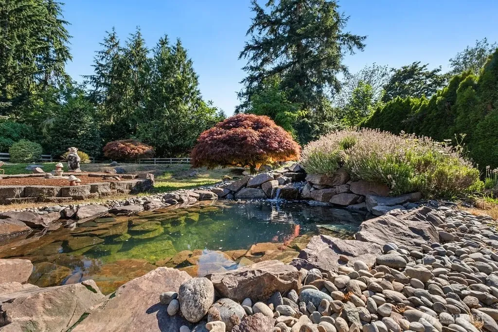 18901 SE 281st Street Kent WA 98042