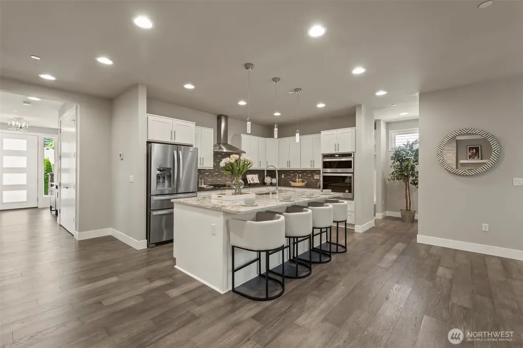 15204 Greenwood Avenue N Shoreline WA 98133