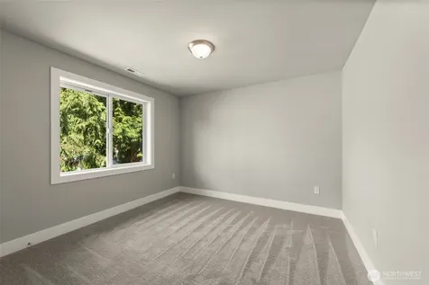 15204 Greenwood Avenue N Shoreline WA 98133