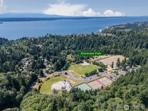 15204 Greenwood Avenue N Shoreline WA 98133