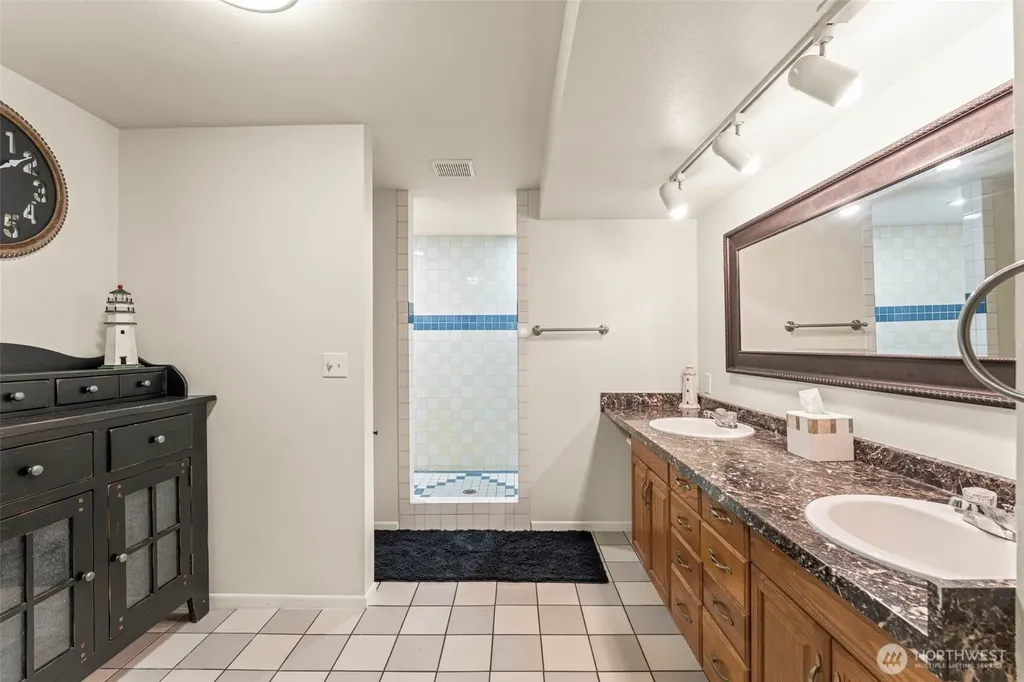 11915 151st Avenue Court E Puyallup WA 98374