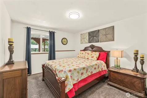 11915 151st Avenue Court E Puyallup WA 98374
