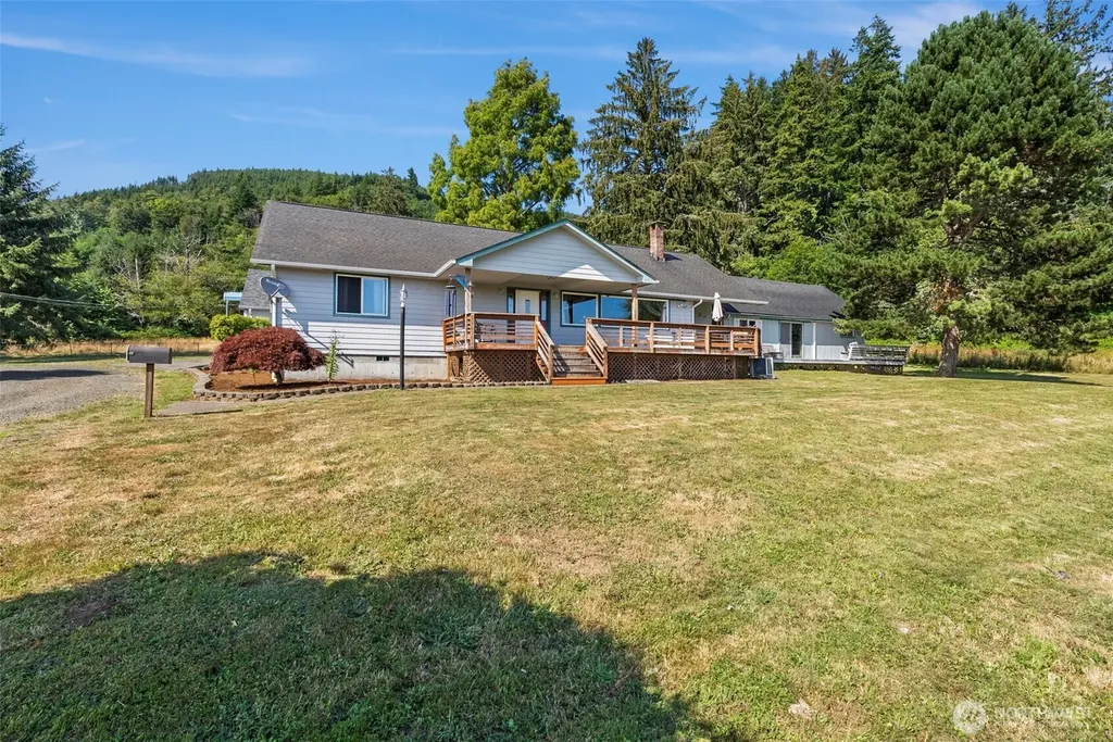 22 Pollari Road Raymond WA 98577