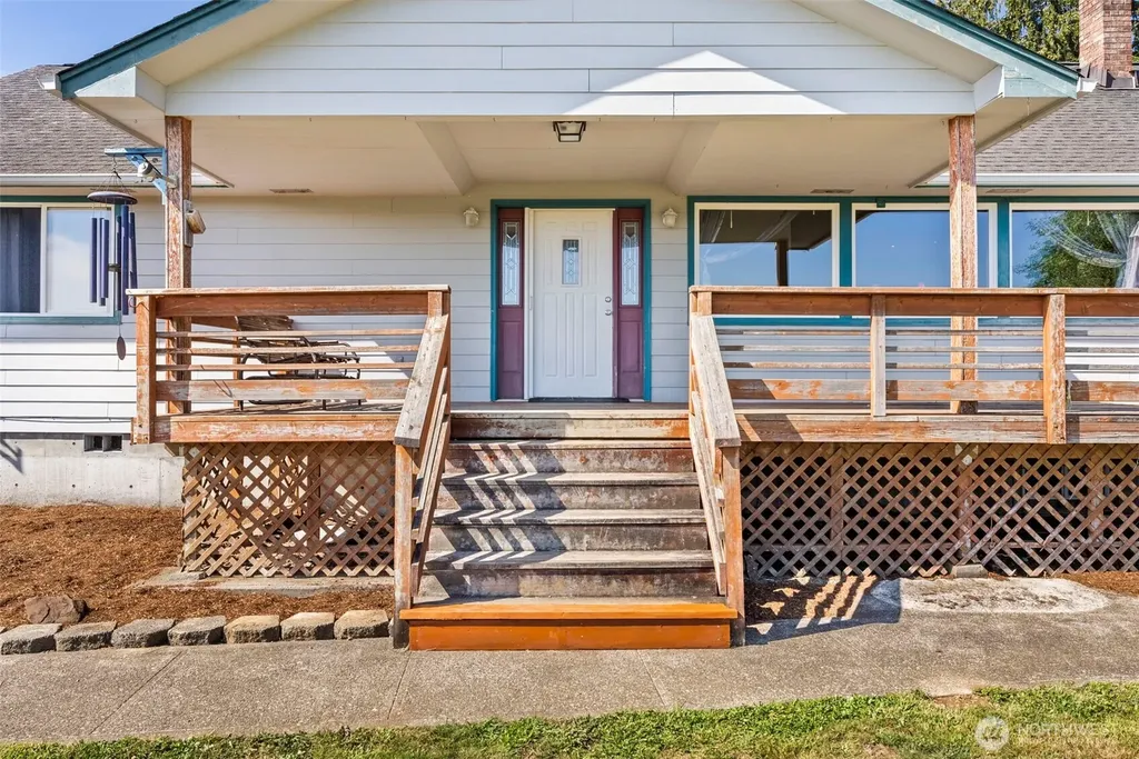 22 Pollari Road Raymond WA 98577