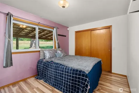 22 Pollari Road Raymond WA 98577