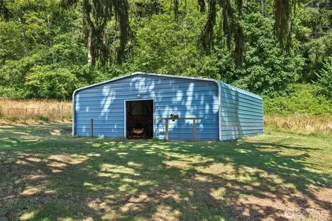 22 Pollari Road Raymond WA 98577