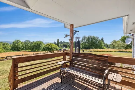 22 Pollari Road Raymond WA 98577