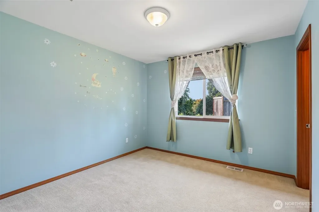 1824 23rd Street Snohomish WA 98290